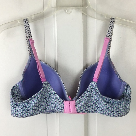 Victoria’s Secret Body by Victoria Lined Demi Bra - Picture 3 of 7